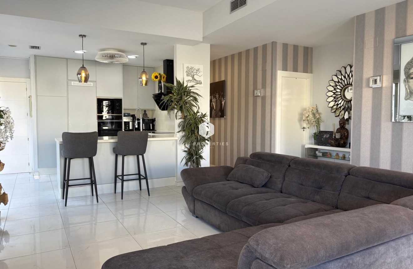 Tweedehands - Villa -
Orihuela Costa - Costa Blanca