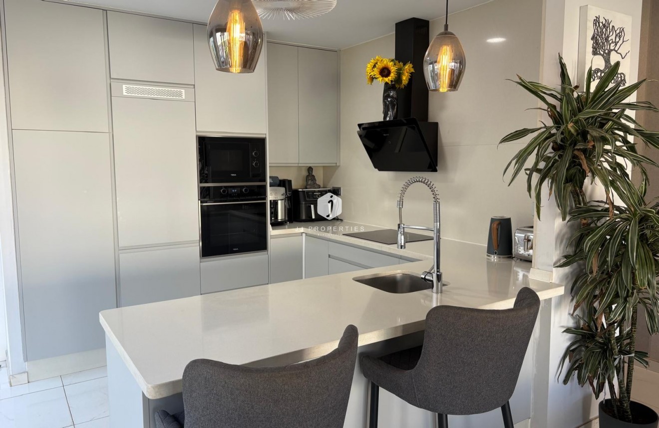 Tweedehands - Villa -
Orihuela Costa - Costa Blanca