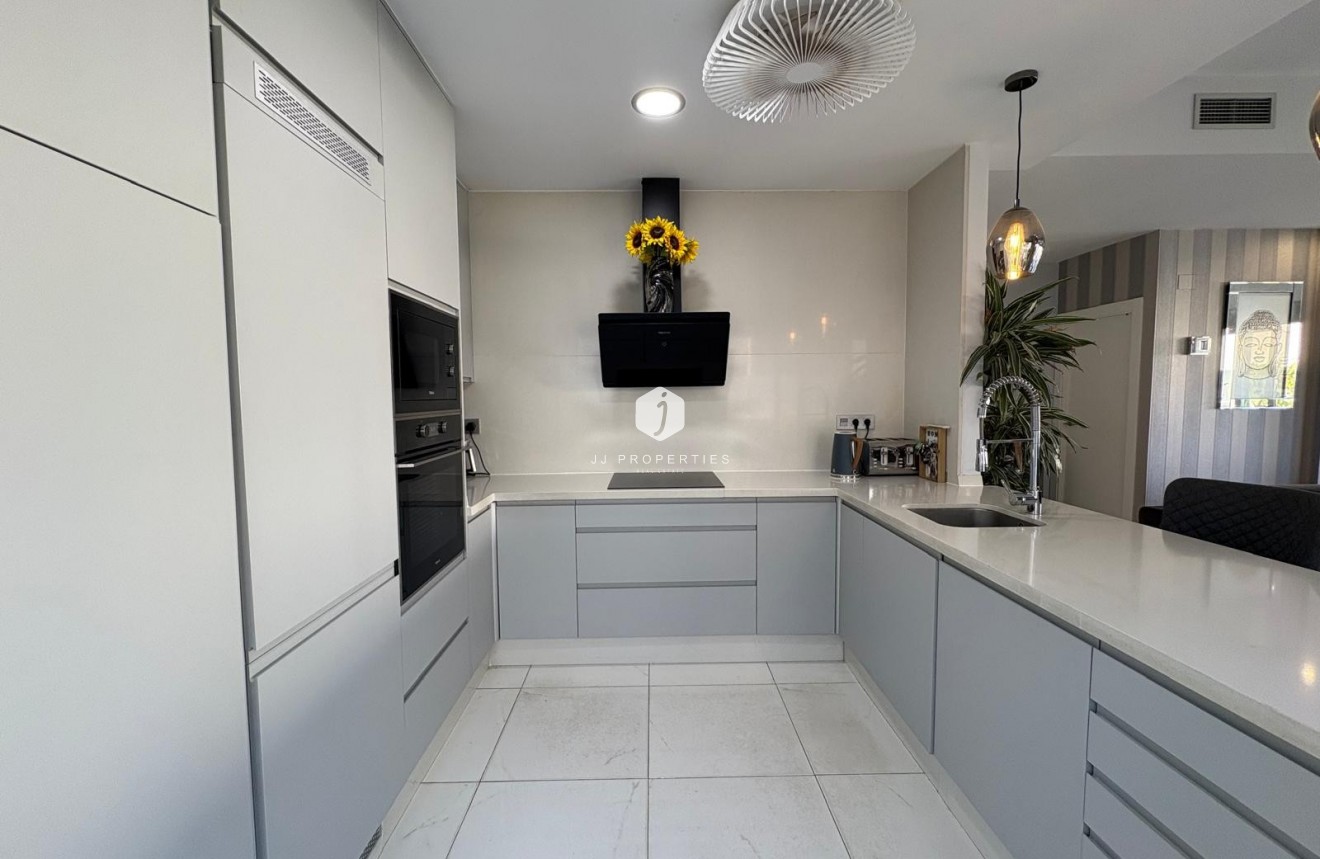 Tweedehands - Villa -
Orihuela Costa - Costa Blanca