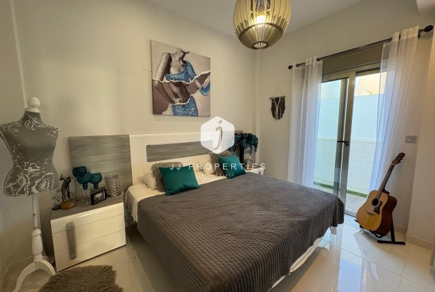 Tweedehands - Villa -
Orihuela Costa - Costa Blanca