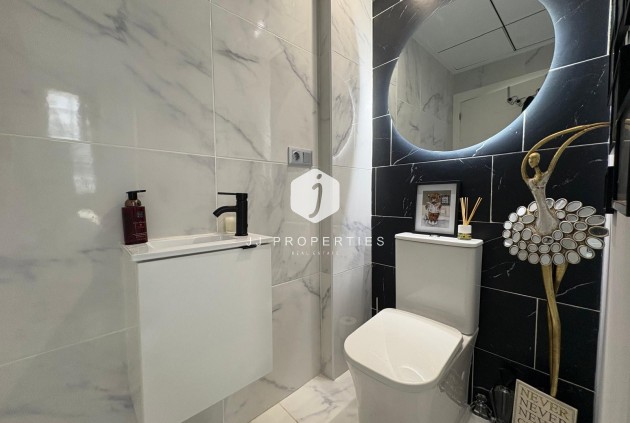 Tweedehands - Villa -
Orihuela Costa - Costa Blanca