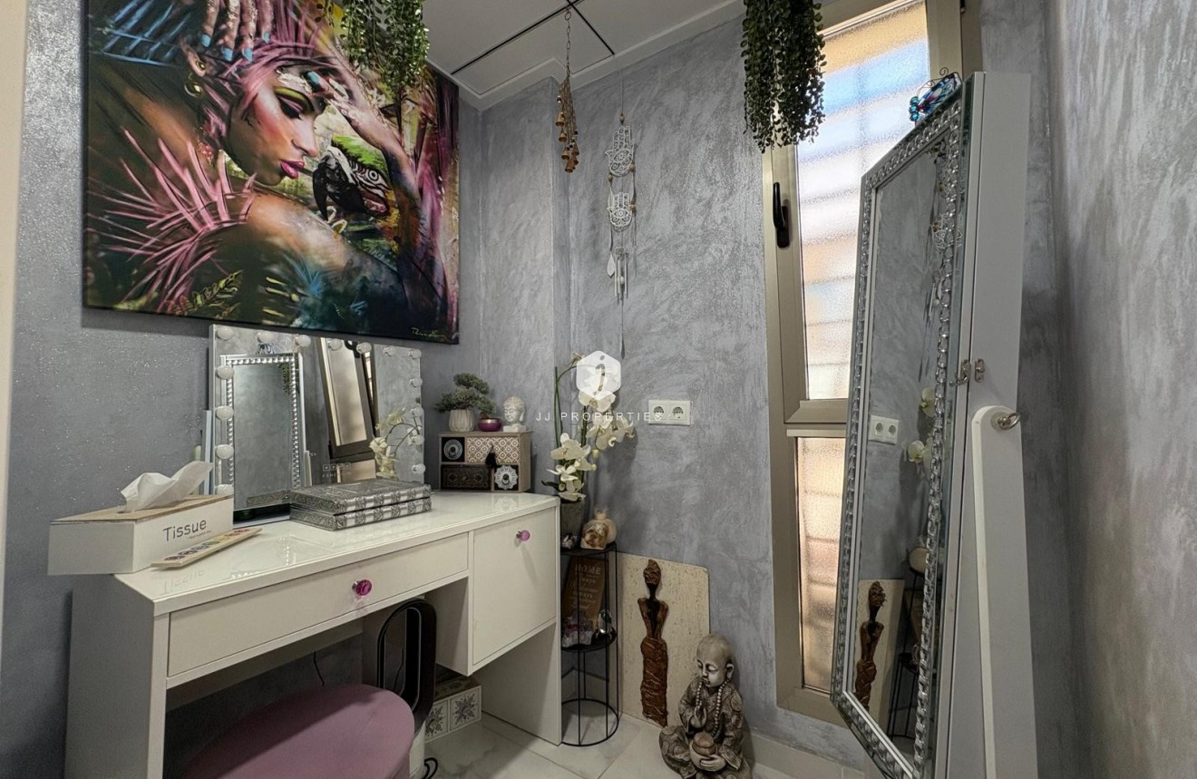 Tweedehands - Villa -
Orihuela Costa - Costa Blanca