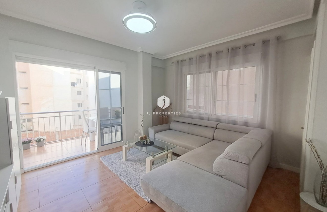 Tweedehands - Appartement / flat -
Torrevieja - Costa Blanca