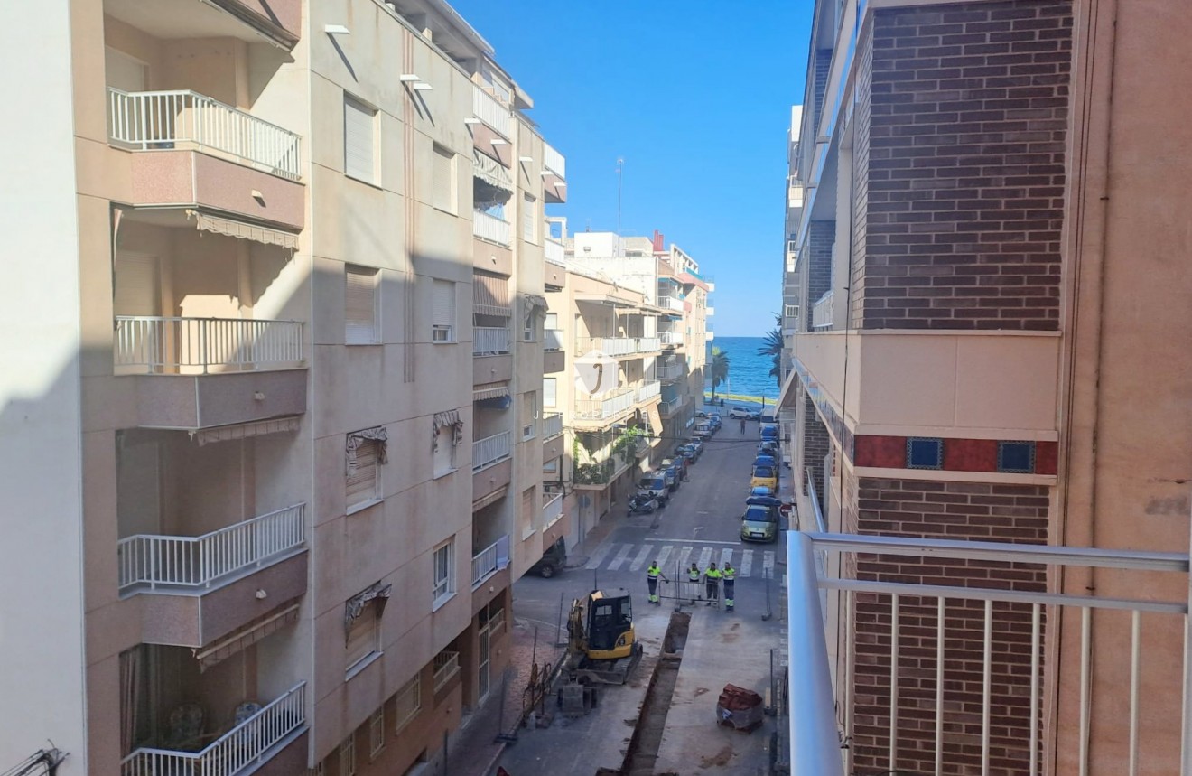 Tweedehands - Appartement / flat -
Torrevieja - Costa Blanca