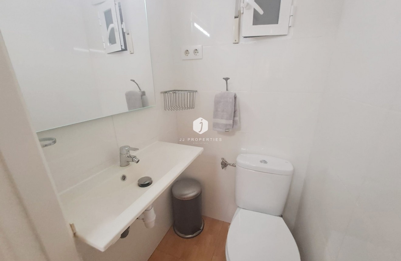 Tweedehands - Appartement / flat -
Torrevieja - Costa Blanca