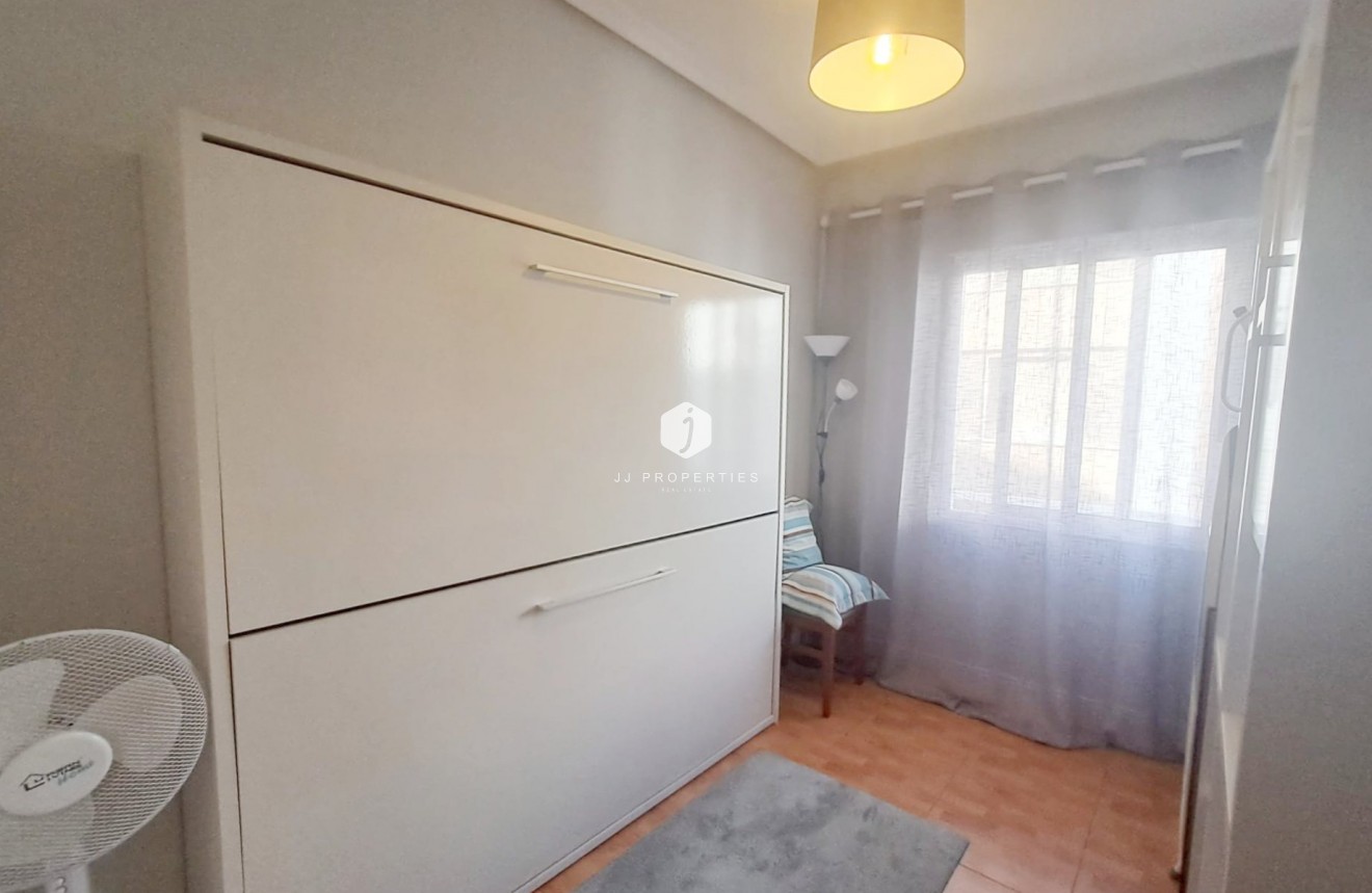 Tweedehands - Appartement / flat -
Torrevieja - Costa Blanca