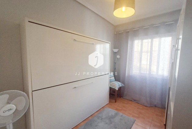 Tweedehands - Appartement / flat -
Torrevieja - Costa Blanca