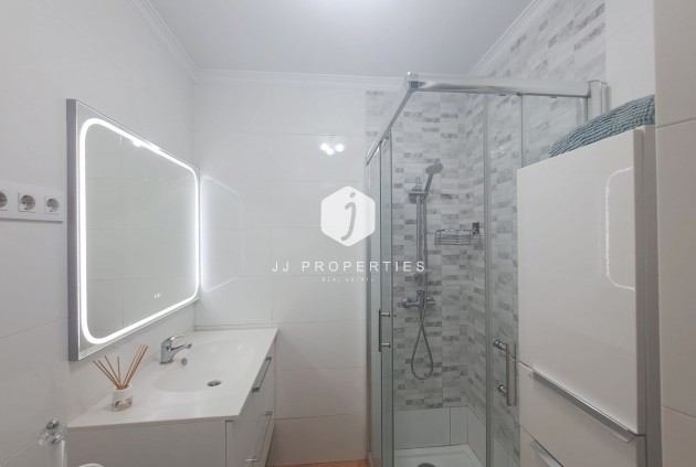 Tweedehands - Appartement / flat -
Torrevieja - Costa Blanca