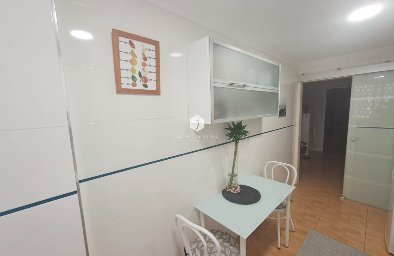 Tweedehands - Appartement / flat -
Torrevieja - Costa Blanca