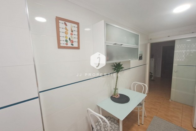 Tweedehands - Appartement / flat -
Torrevieja - Costa Blanca