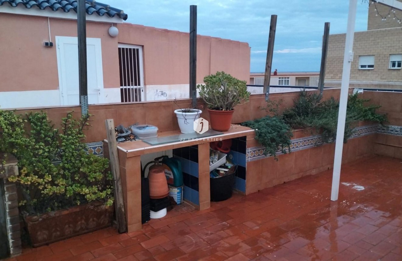 Tweedehands - Appartement / flat -
Torrevieja - La Mata