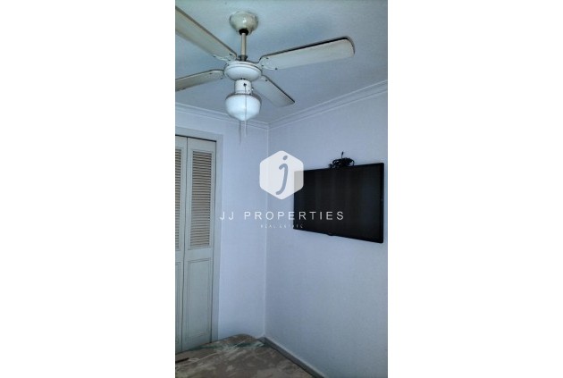 Tweedehands - Appartement / flat -
Torrevieja - La Mata