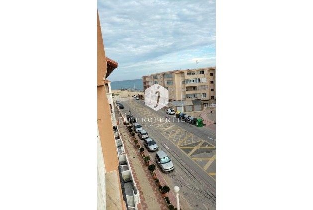 Tweedehands - Appartement / flat -
Torrevieja - La Mata