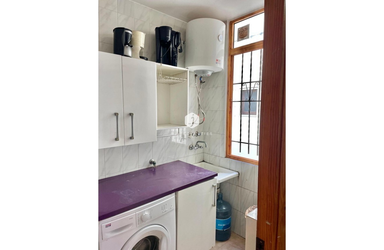 Tweedehands - Appartement / flat -
Torrevieja - Playa de los Locos