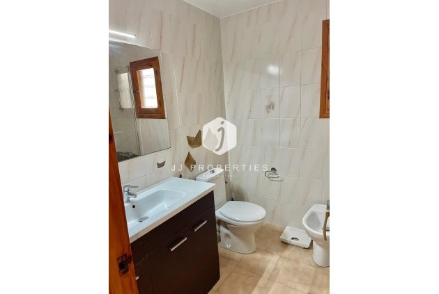 Tweedehands - Appartement / flat -
Torrevieja - Playa de los Locos