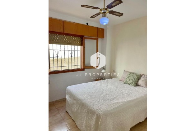 Tweedehands - Appartement / flat -
Torrevieja - Playa de los Locos