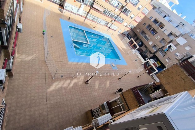 Tweedehands - Appartement / flat -
Torrevieja - El molino