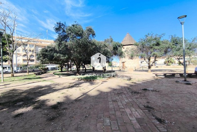 Tweedehands - Appartement / flat -
Torrevieja - El molino