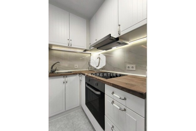 Tweedehands - Appartement / flat -
Torrevieja - El molino