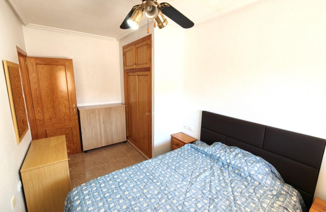 Resale - Apartment / flat -
Torrevieja - Estacion de autobuses