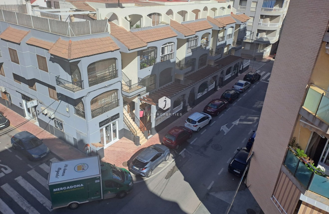 Tweedehands - Appartement / flat -
Torrevieja - Costa Blanca