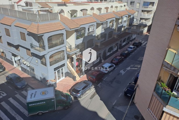 Tweedehands - Appartement / flat -
Torrevieja - Costa Blanca