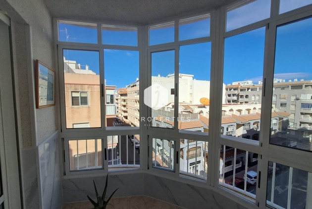 Tweedehands - Appartement / flat -
Torrevieja - Costa Blanca