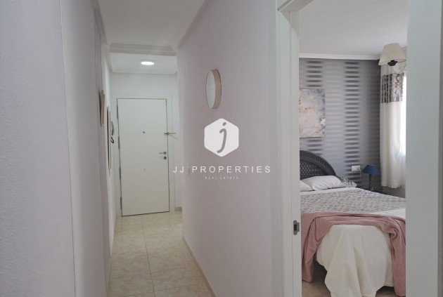 Tweedehands - Appartement / flat -
Torrevieja - Costa Blanca