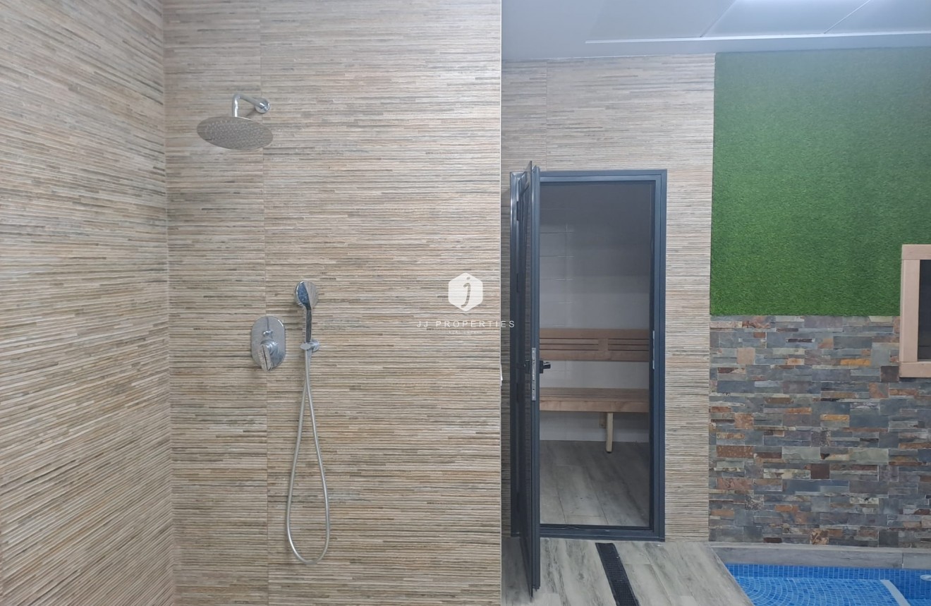 Tweedehands - Appartement / flat -
Torrevieja - Costa Blanca