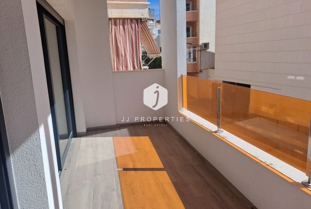 Tweedehands - Appartement / flat -
Torrevieja - Costa Blanca