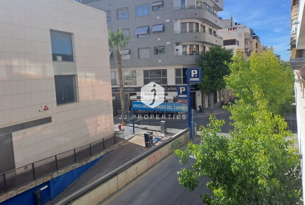 Tweedehands - Appartement / flat -
Torrevieja - Costa Blanca