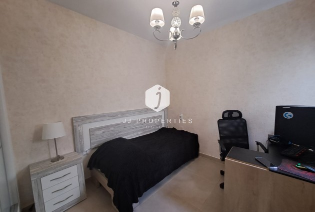 Tweedehands - Chalet -
Orihuela Costa - Costa Blanca