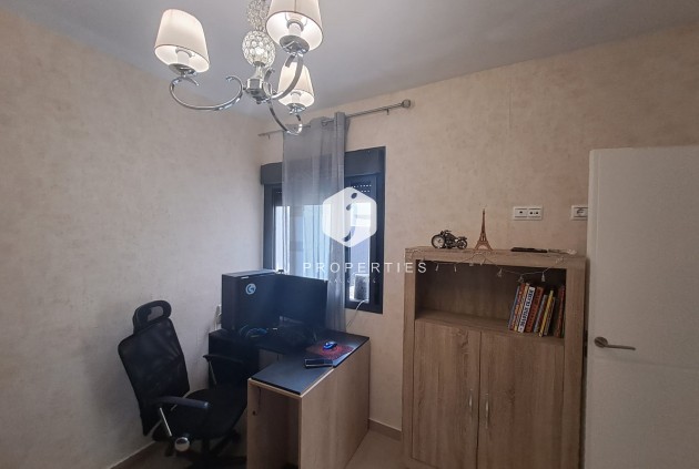 Tweedehands - Chalet -
Orihuela Costa - Costa Blanca