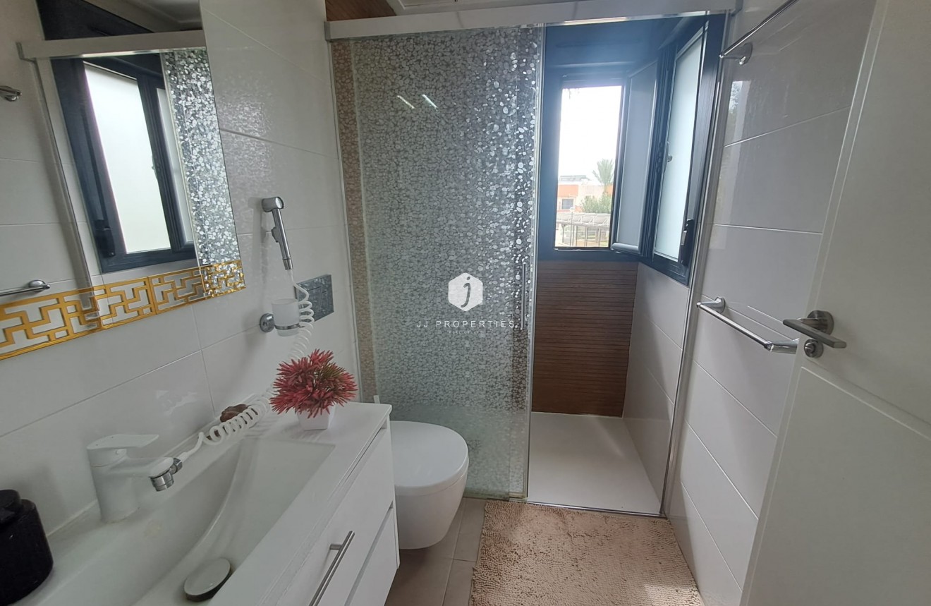 Tweedehands - Chalet -
Orihuela Costa - Costa Blanca