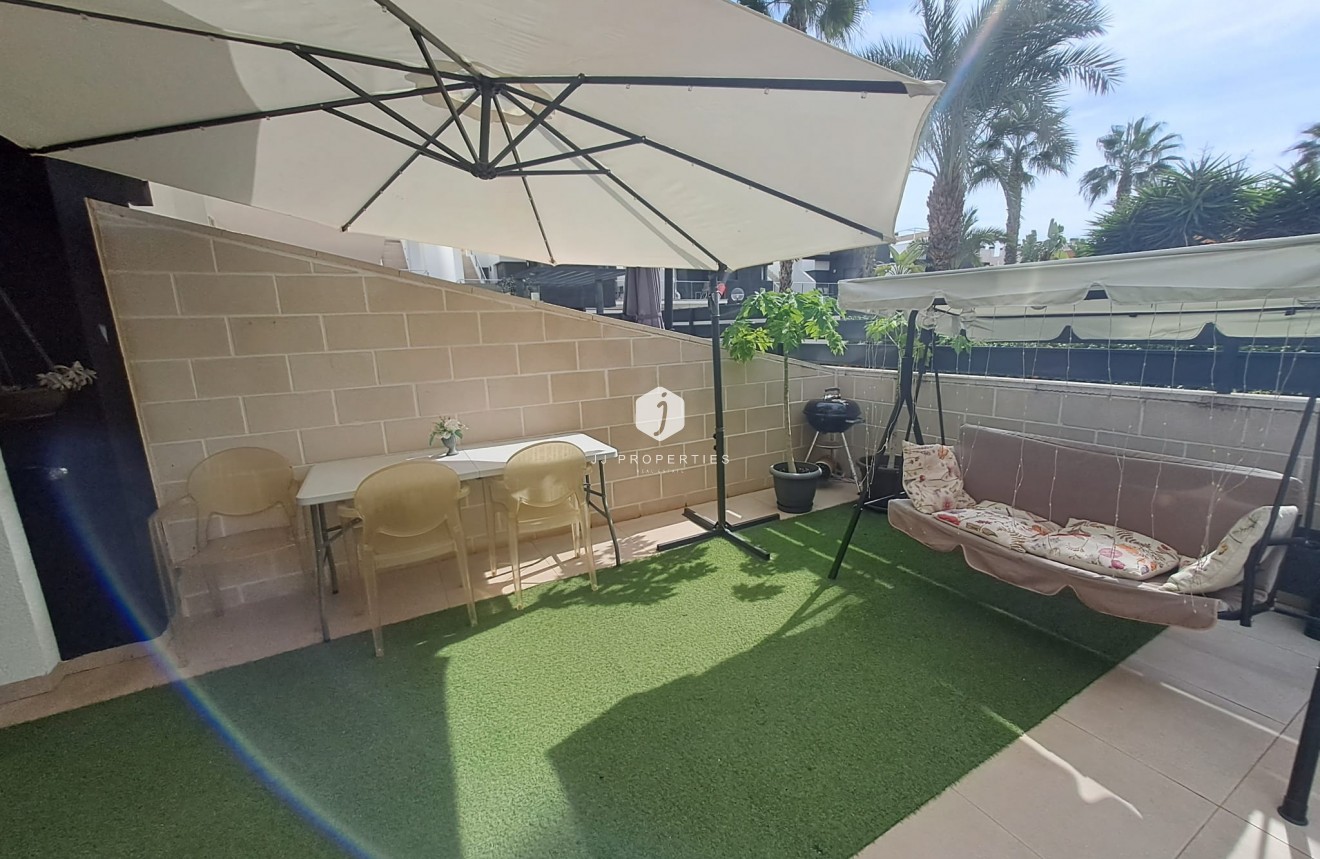 Tweedehands - Chalet -
Orihuela Costa - Costa Blanca