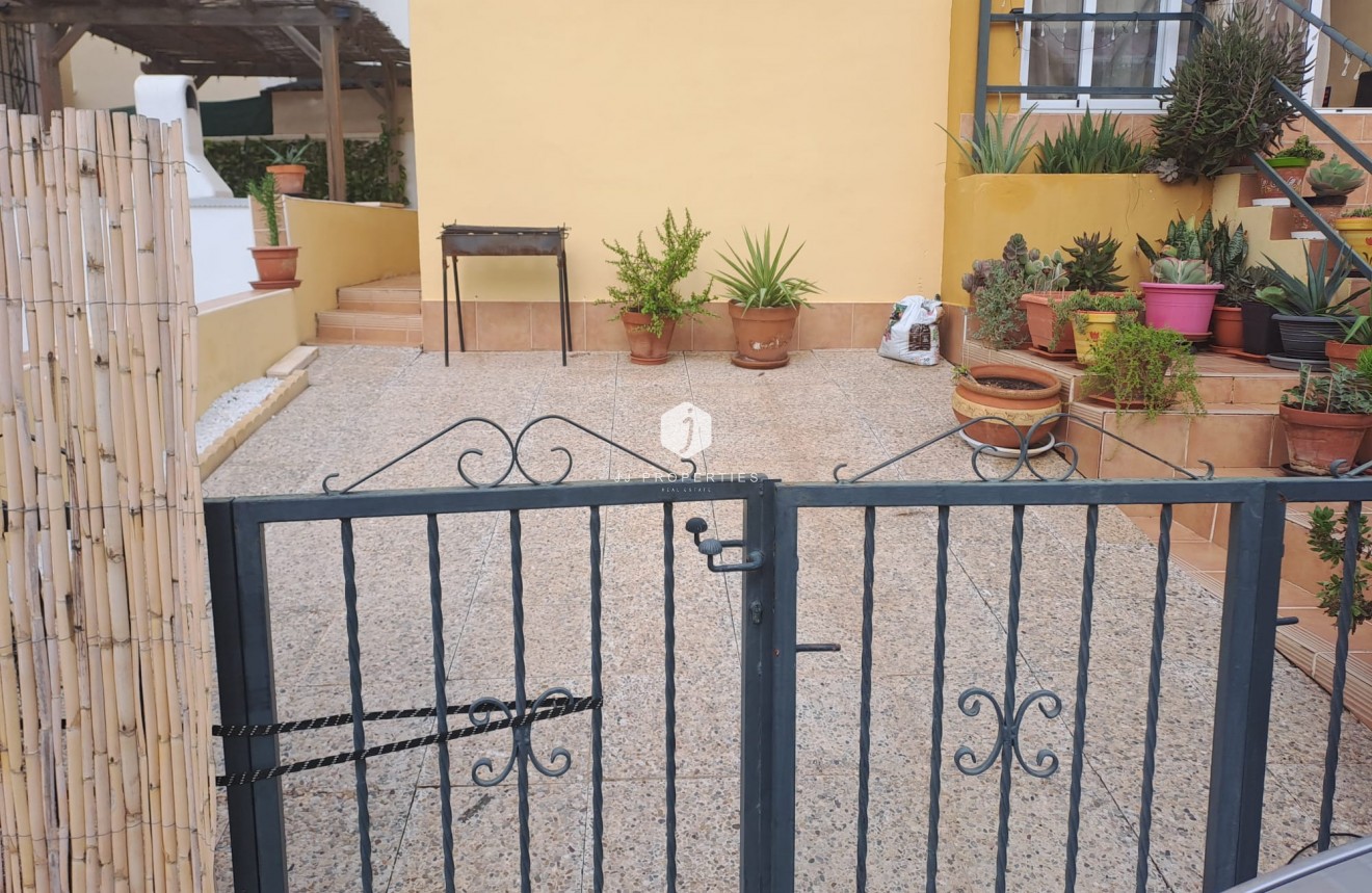 Tweedehands - Chalet -
Orihuela Costa - Costa Blanca