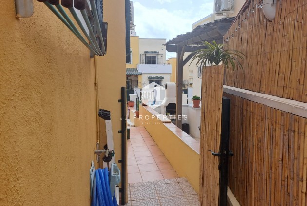 Tweedehands - Chalet -
Orihuela Costa - Costa Blanca