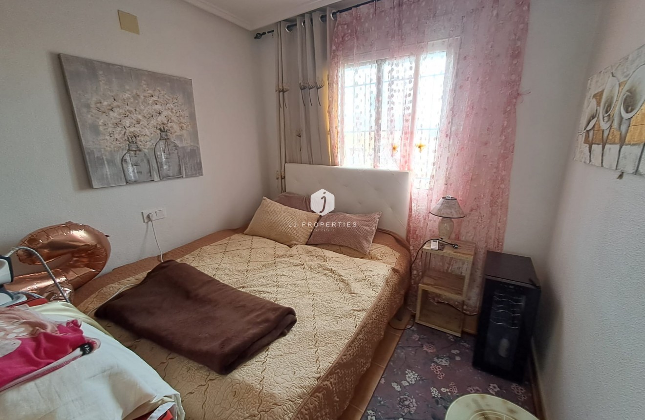 Tweedehands - Chalet -
Orihuela Costa - Costa Blanca