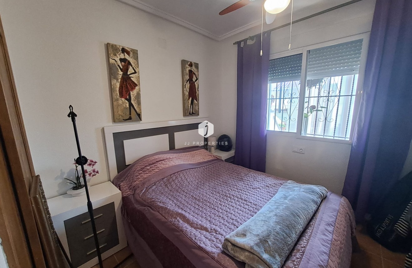 Tweedehands - Chalet -
Orihuela Costa - Costa Blanca