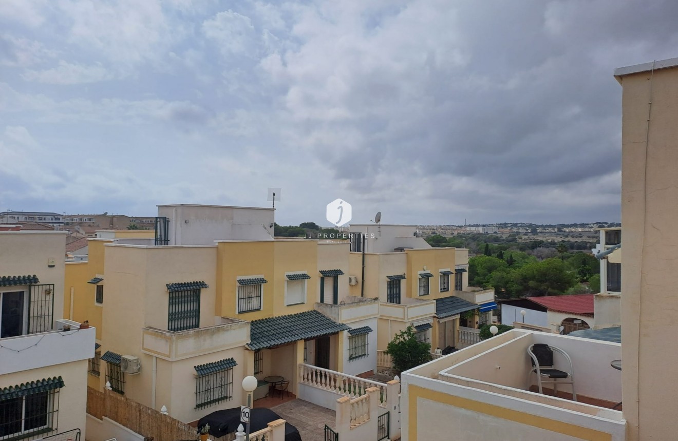 Tweedehands - Chalet -
Orihuela Costa - Costa Blanca