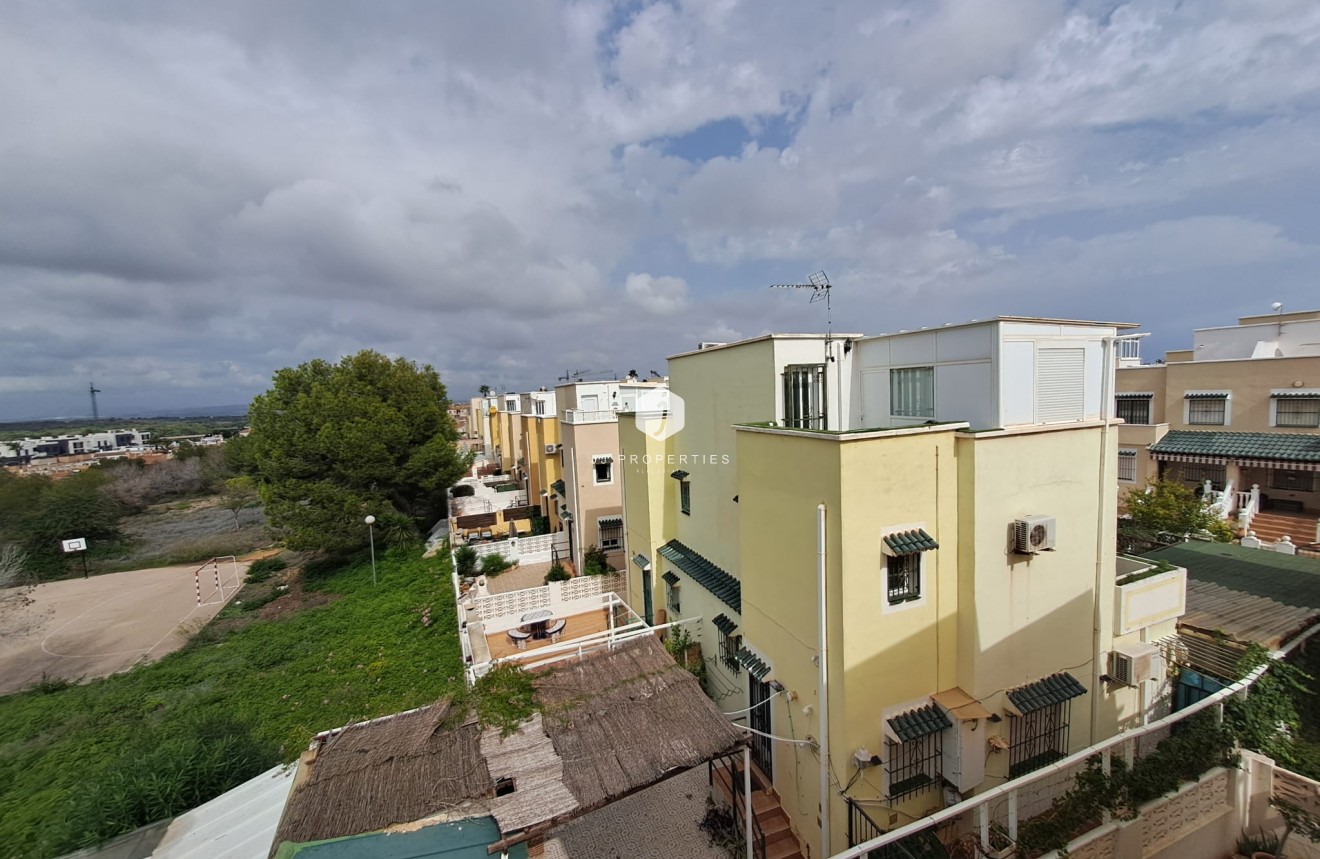 Tweedehands - Chalet -
Orihuela Costa - Costa Blanca