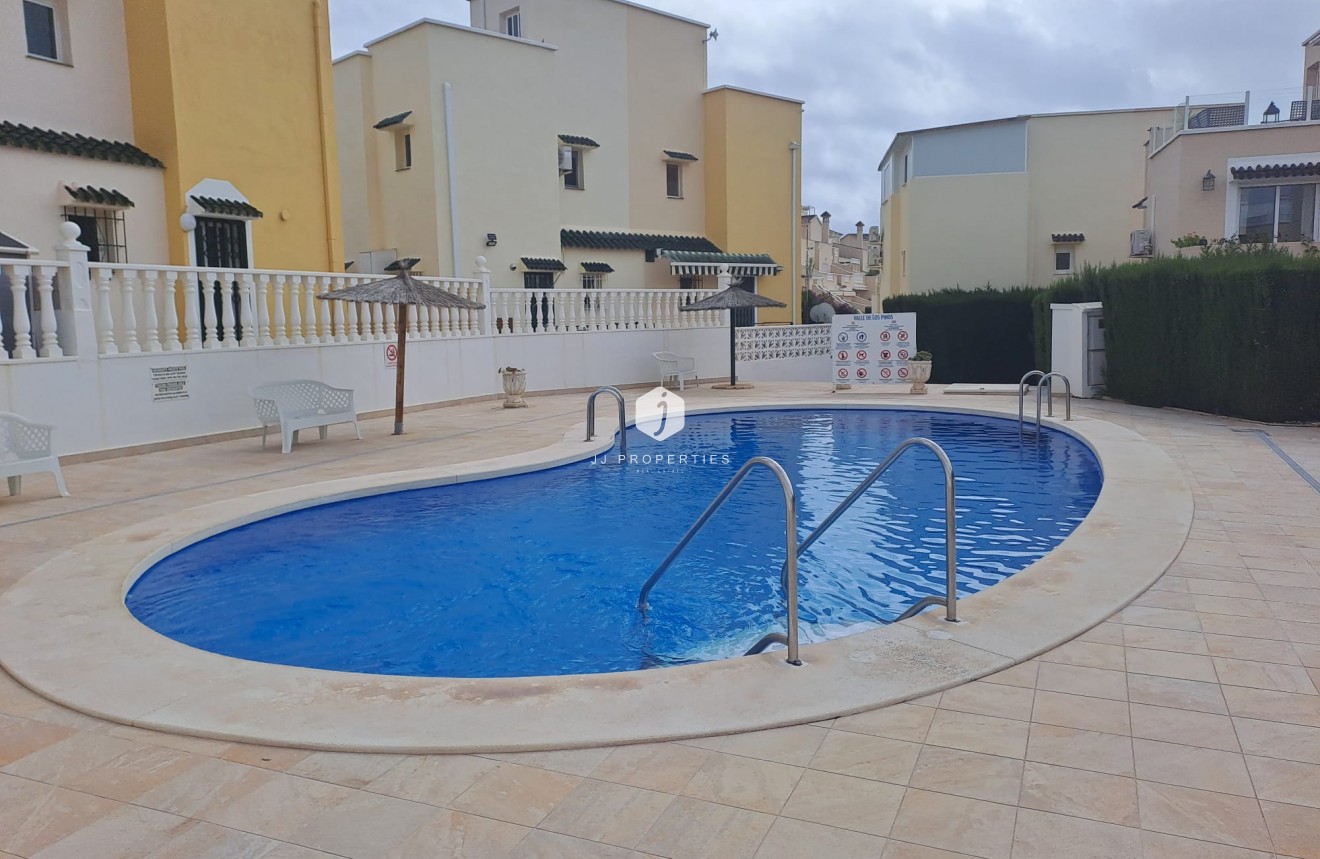 Tweedehands - Chalet -
Orihuela Costa - Costa Blanca