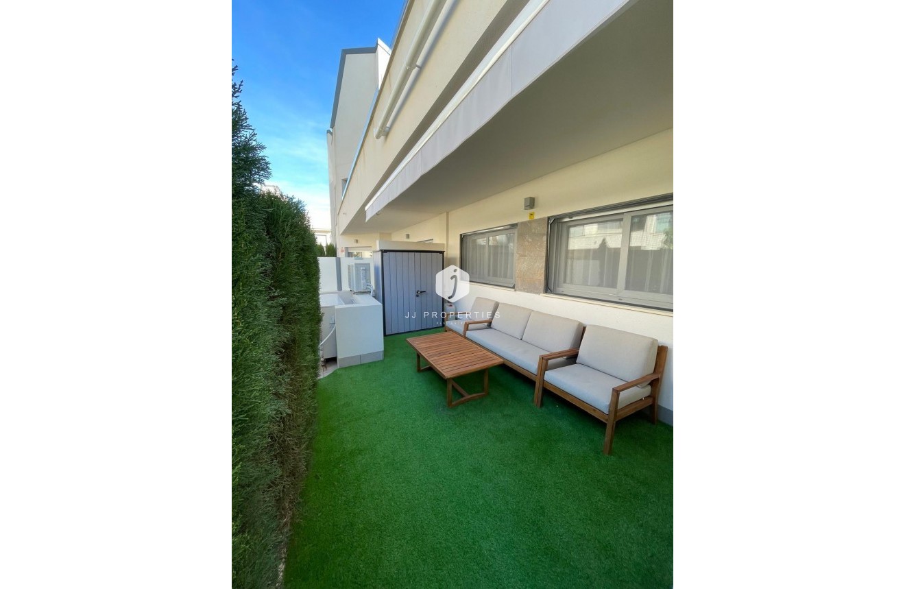 Tweedehands - Bungalow -
Torrevieja - Costa Blanca