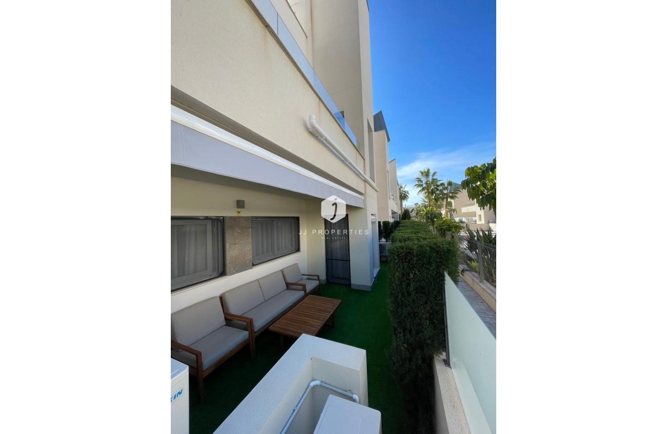 Tweedehands - Bungalow -
Torrevieja - Costa Blanca