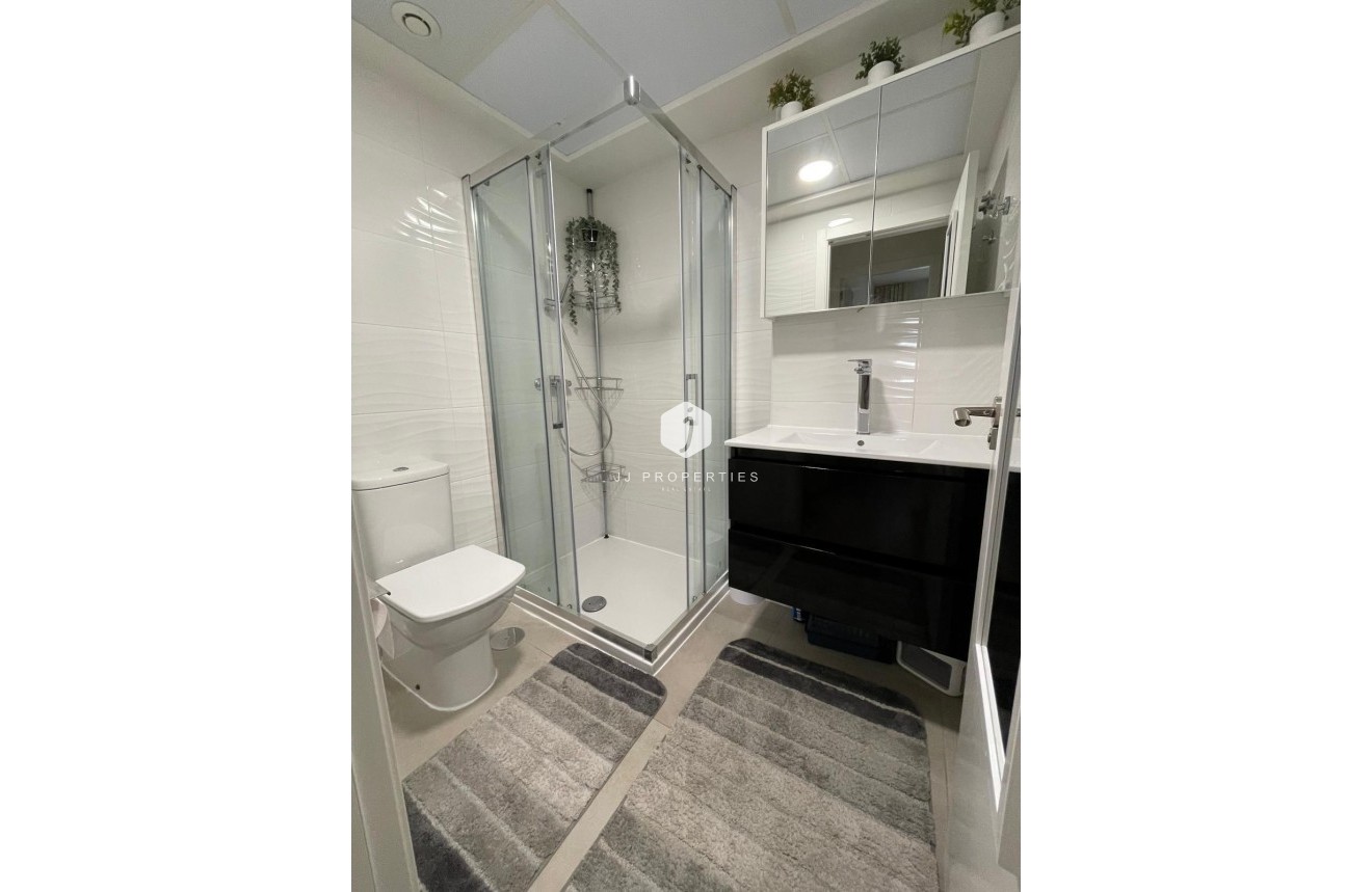 Tweedehands - Bungalow -
Torrevieja - Costa Blanca