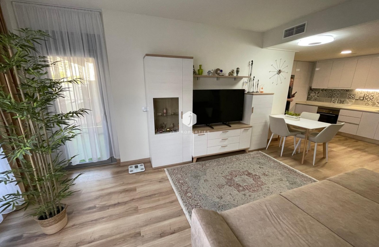 Tweedehands - Bungalow -
Torrevieja - Costa Blanca