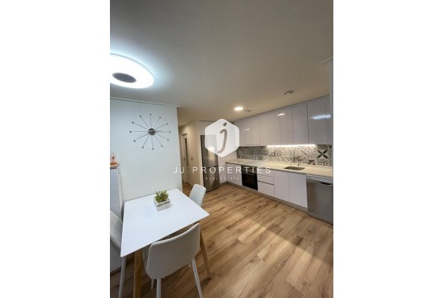 Tweedehands - Bungalow -
Torrevieja - Costa Blanca