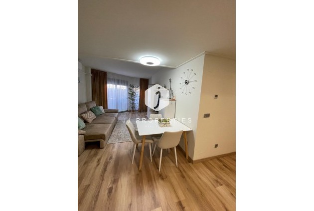 Tweedehands - Bungalow -
Torrevieja - Costa Blanca