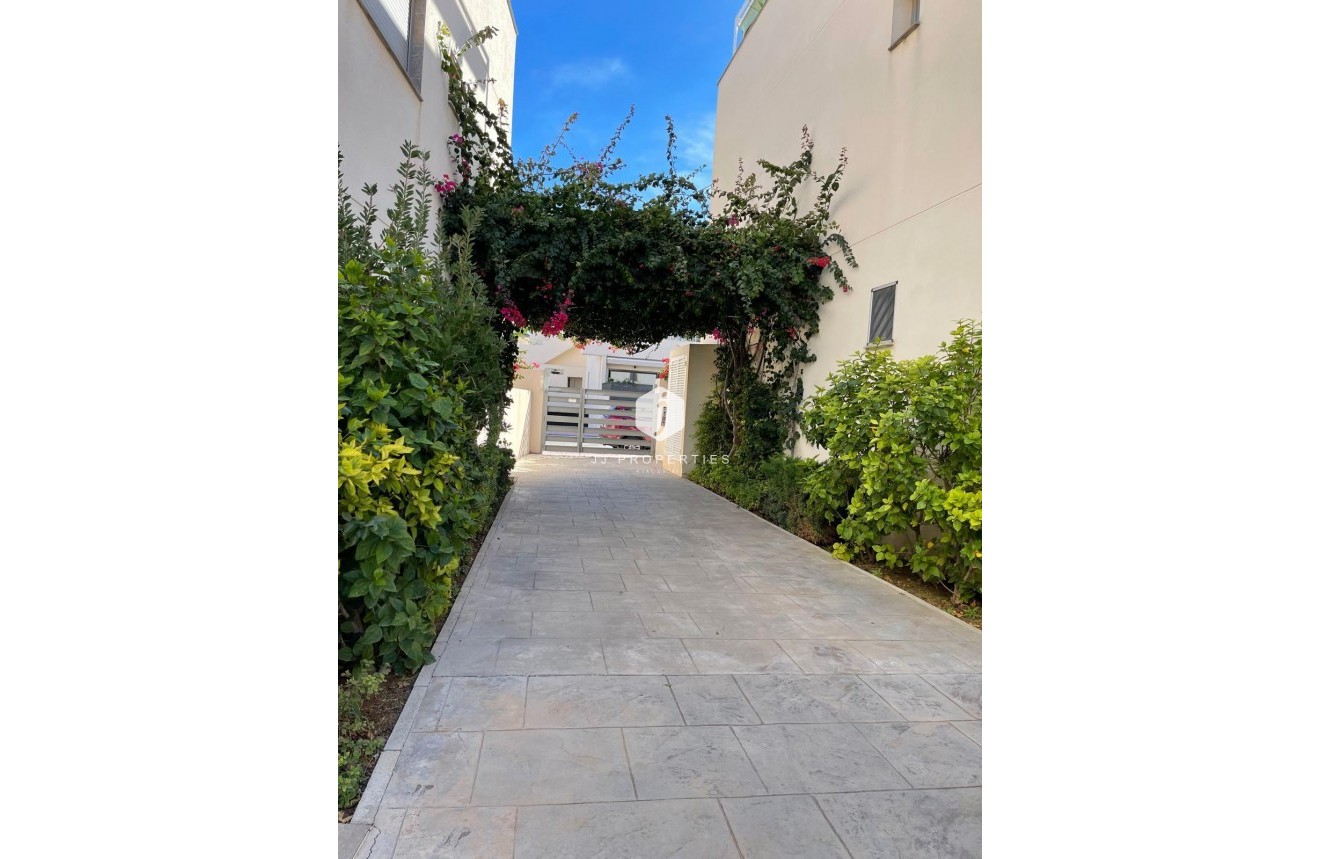 Tweedehands - Bungalow -
Torrevieja - Costa Blanca