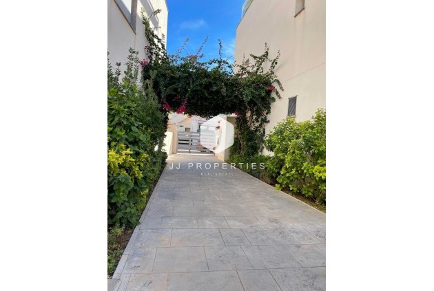 Tweedehands - Bungalow -
Torrevieja - Costa Blanca